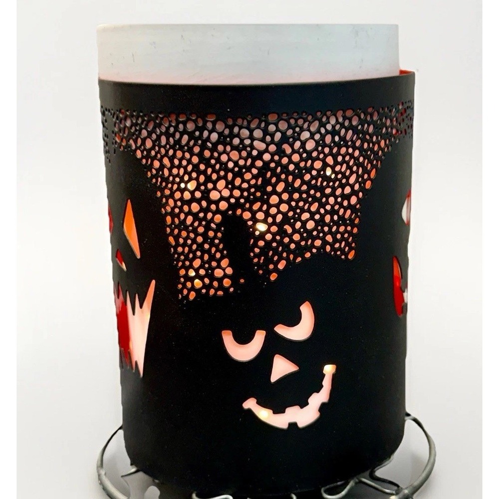 Scentsy Core Glowing Full Sz Warmer, 3 Wraps Loom+Nativity+Halloween+Stand HTF - Picture 12 of 15